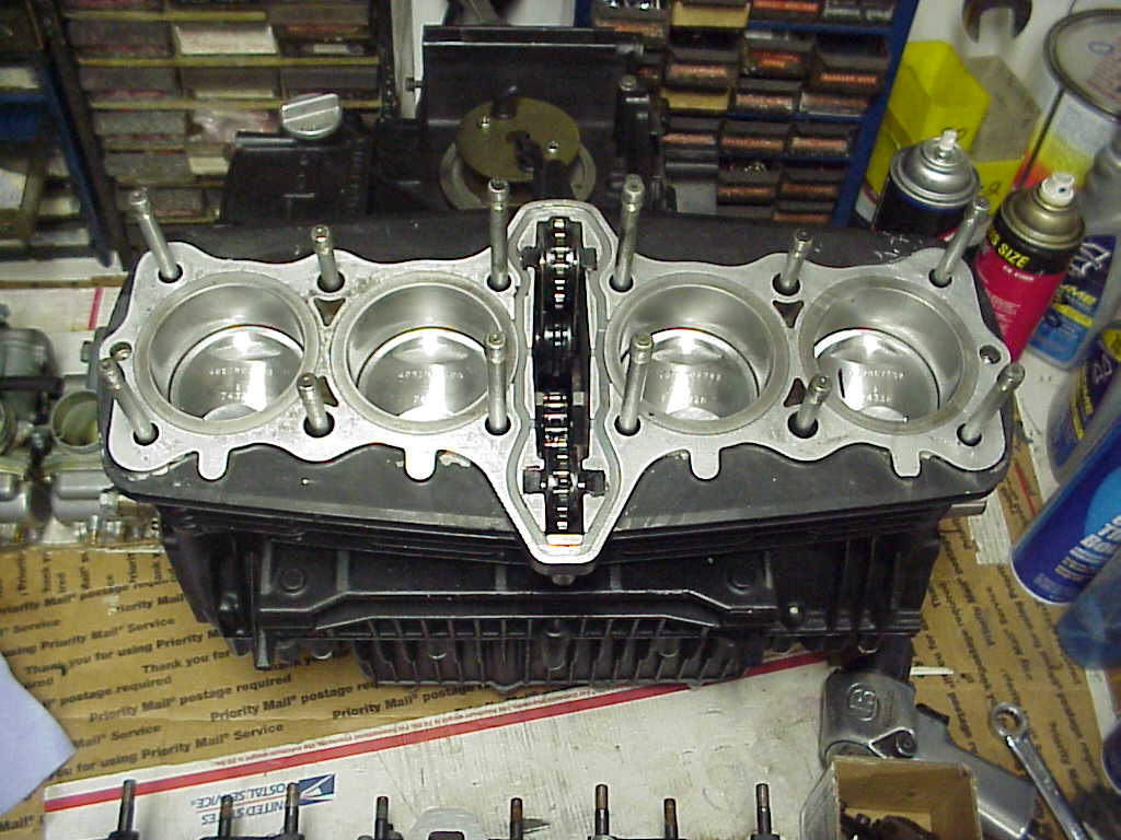 Engine Pistons