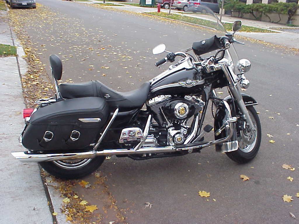 2003 road king accessories